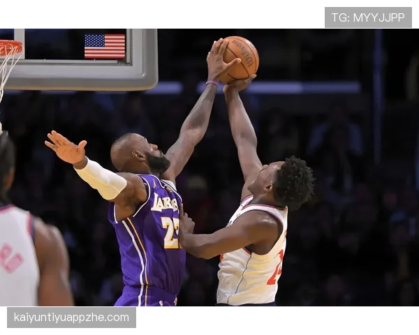 里夫斯无球跑动占比提升，湖人外线火力更趋均衡